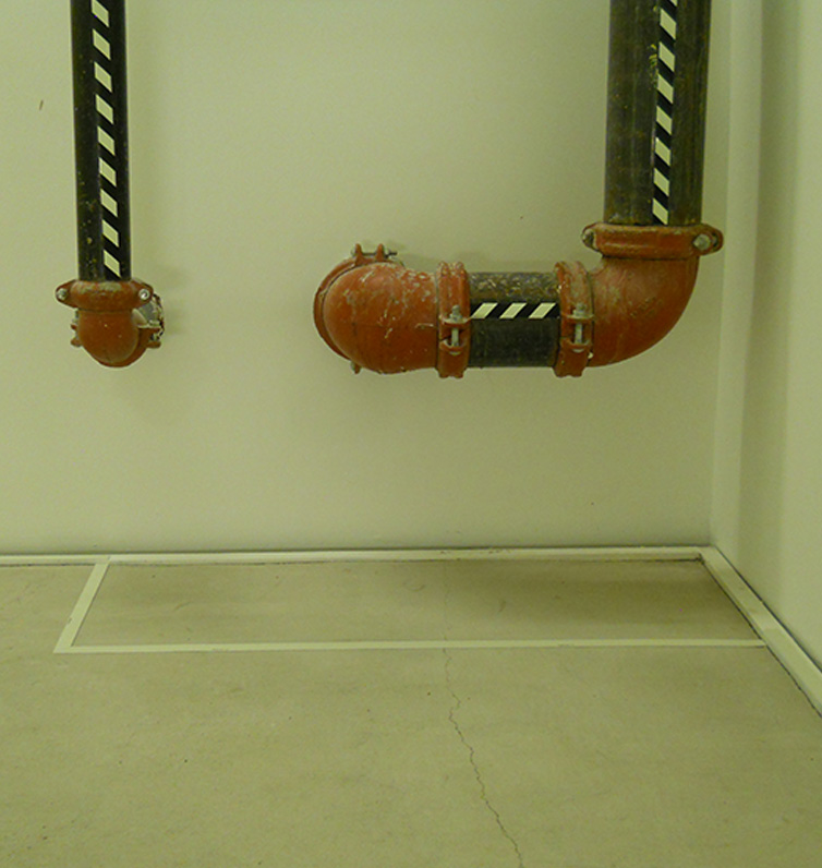 perimeter markings on large pipes