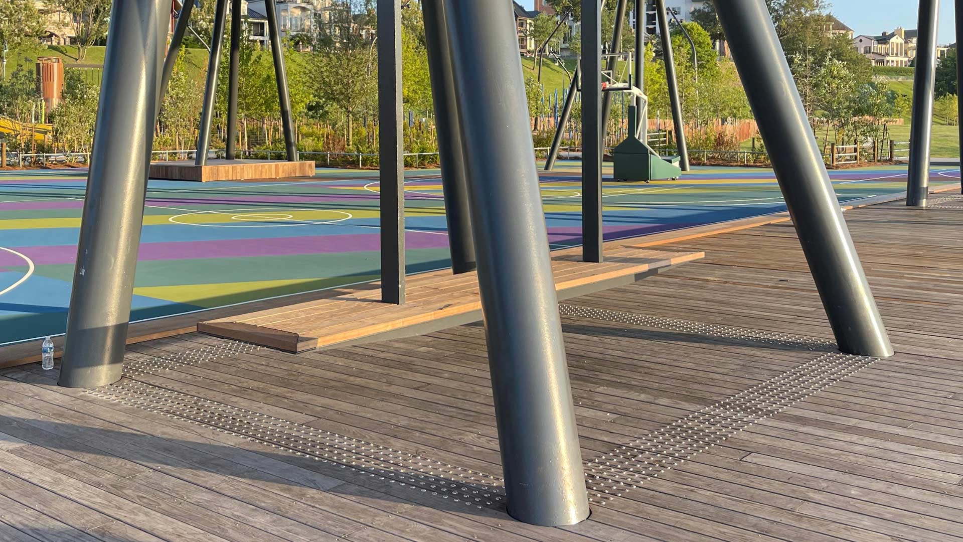 robin-steel-hero-banner-slide-6